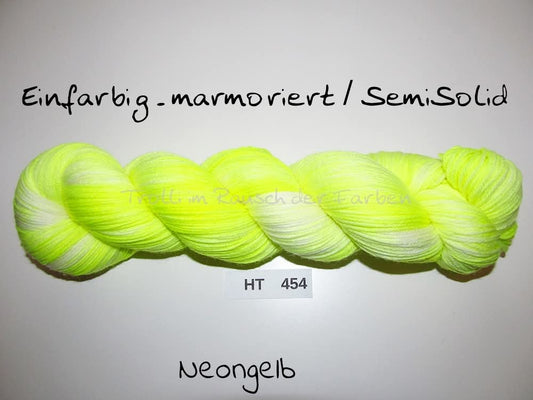 High Twist (4HT), handgefärbte Sockenwolle 4-fach 100g (HT454) "Einfarbig marmoriert - Neongelb"