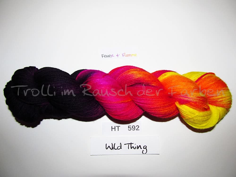 High Twist (4HT), handgefärbte Sockenwolle 4-fach 100g (HT592) Feuer und Flamme