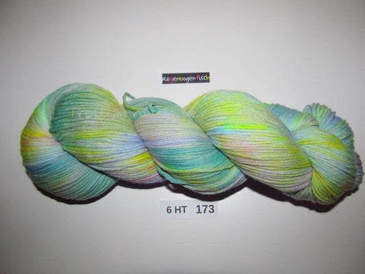 High Twist (6HT), handgefärbte Sockenwolle 6-fach 150g